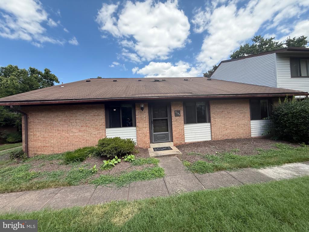 4193 MEADOWLAND CT