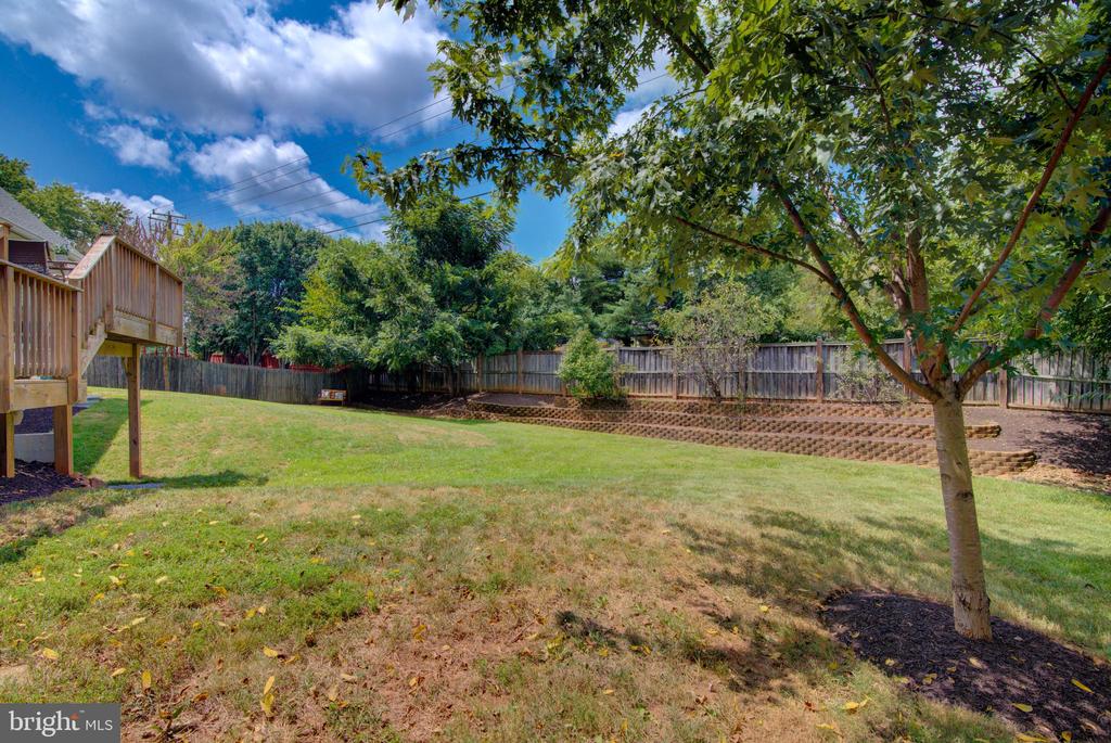 1404 Skyhaven Ct