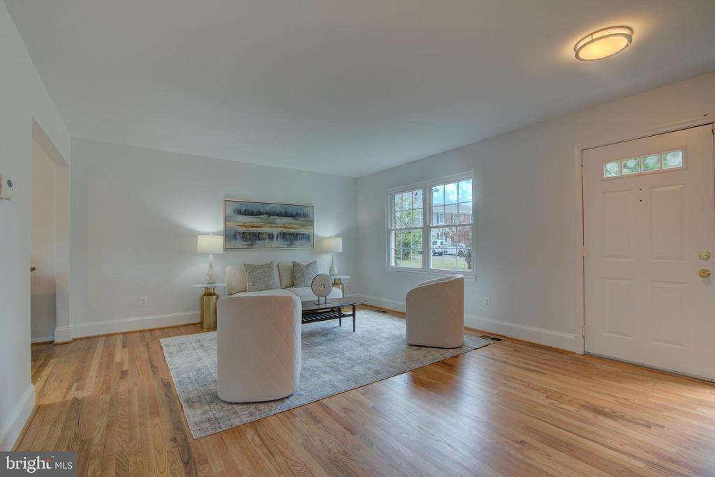 1404 Skyhaven Ct