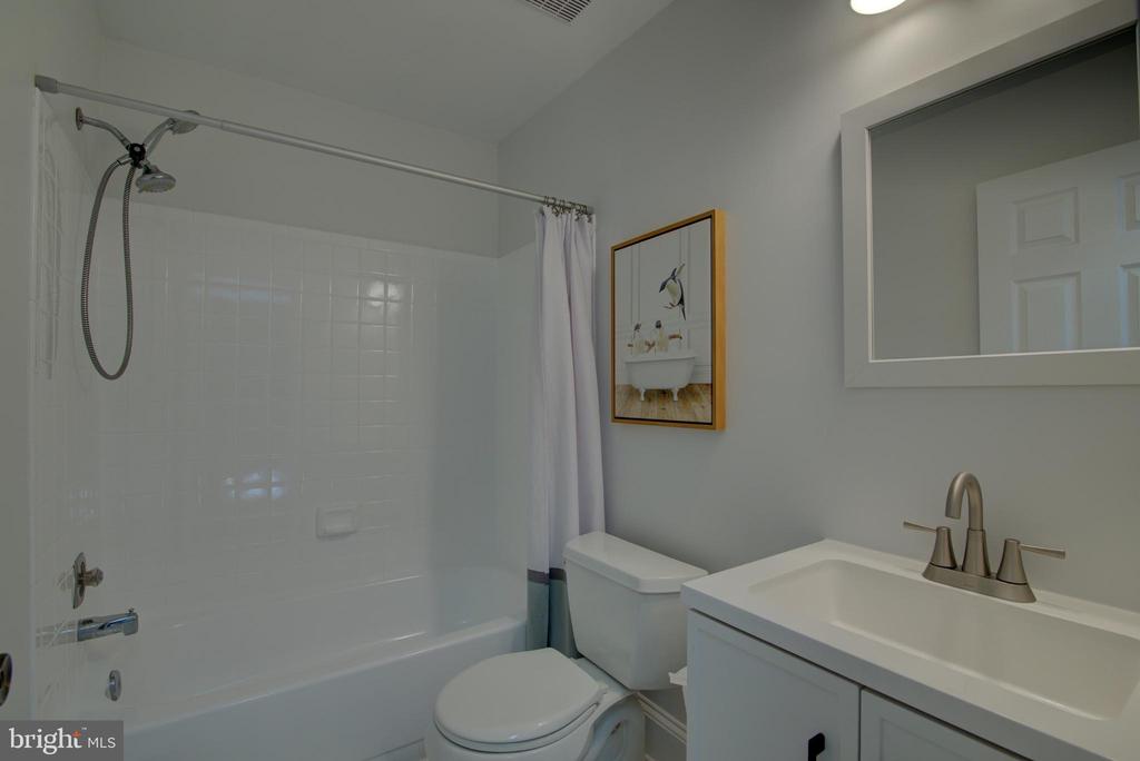 1404 Skyhaven Ct