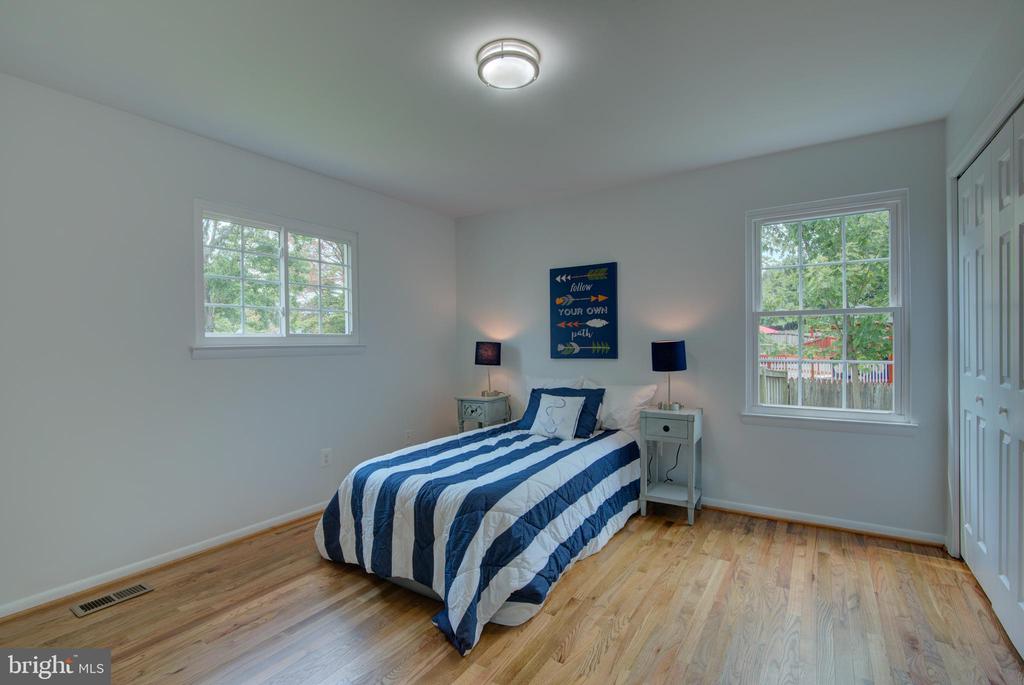 1404 Skyhaven Ct