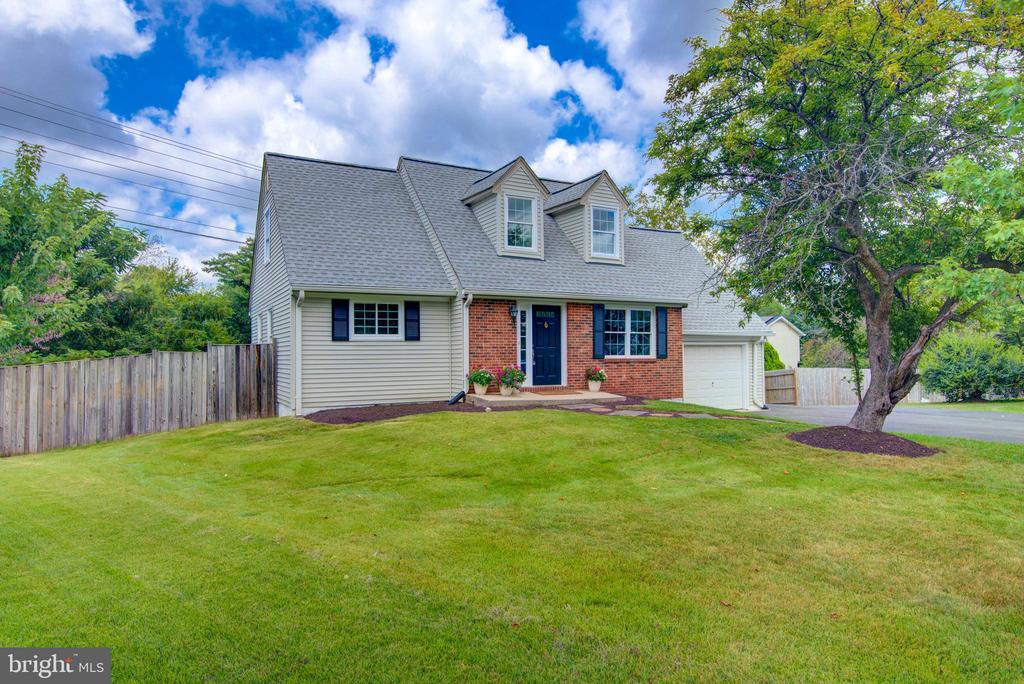 1404 Skyhaven Ct