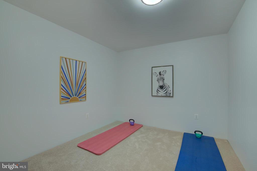 1404 Skyhaven Ct