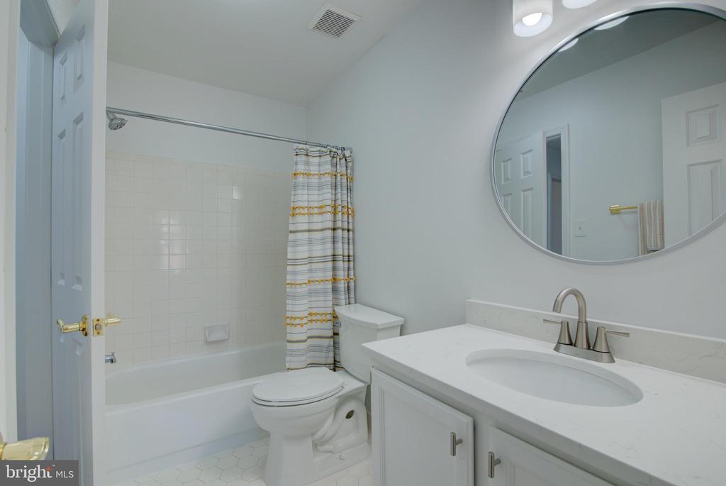 12203 MEADOWSTREAM COURT