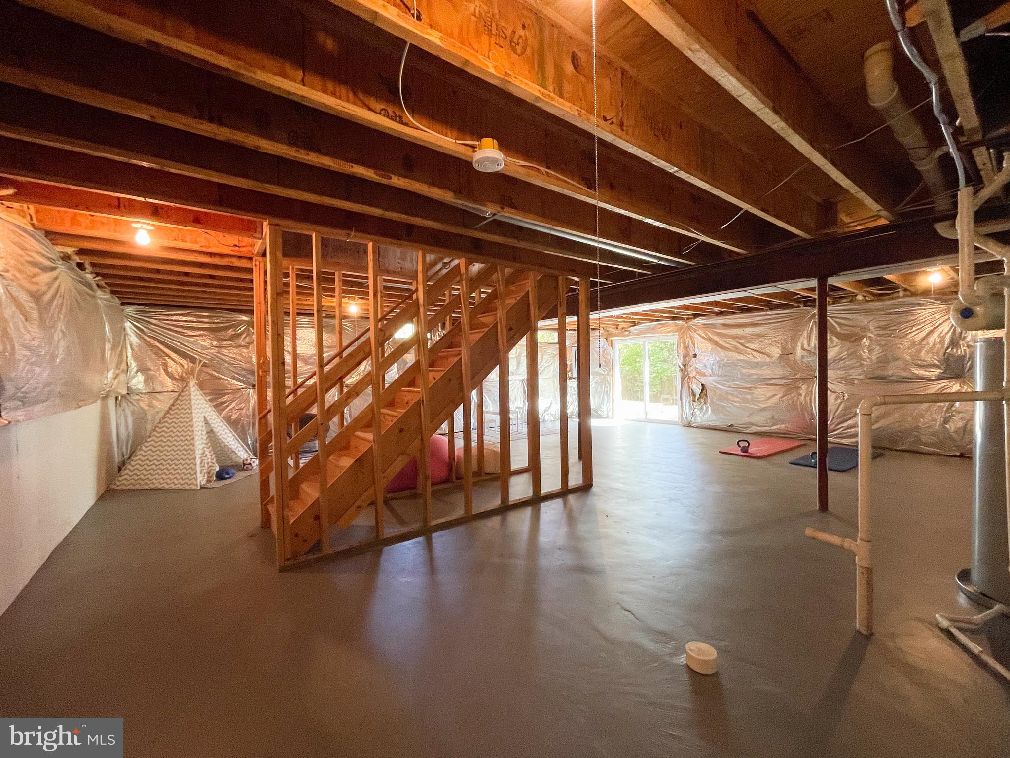 12203 MEADOWSTREAM COURT
