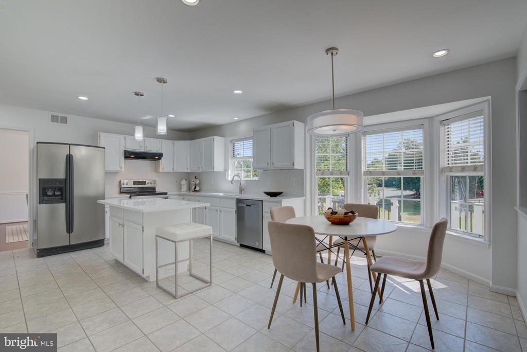 12203 MEADOWSTREAM COURT