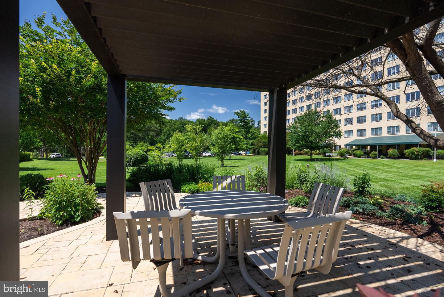 6631 WAKEFIELD DRIVE 804