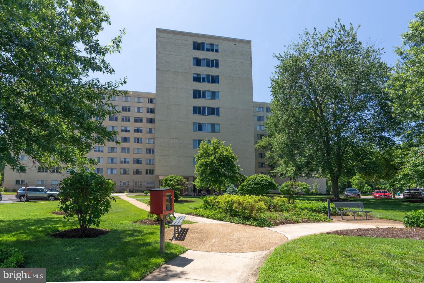 6631 WAKEFIELD DRIVE 804