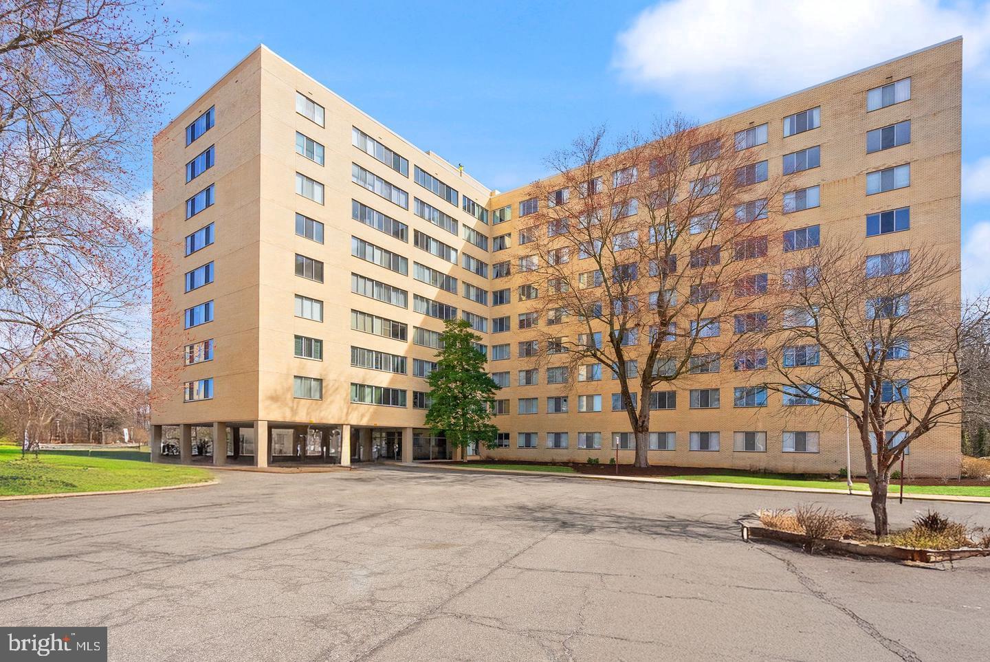 6631 WAKEFIELD DRIVE 804