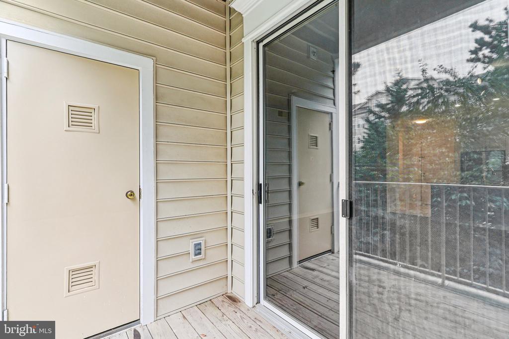 1641 International Dr #207