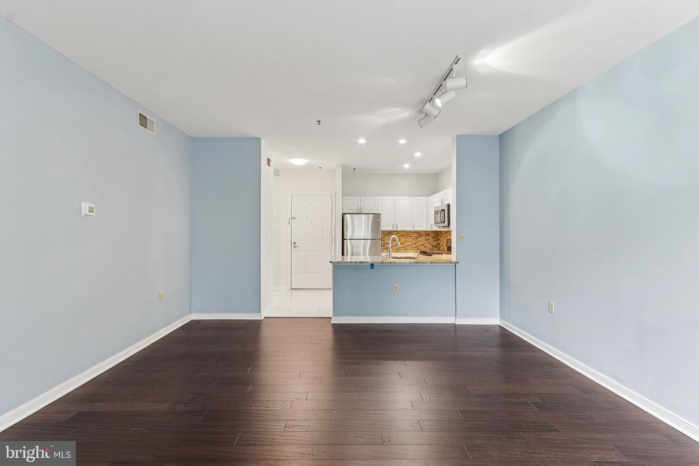 1641 International Dr #207