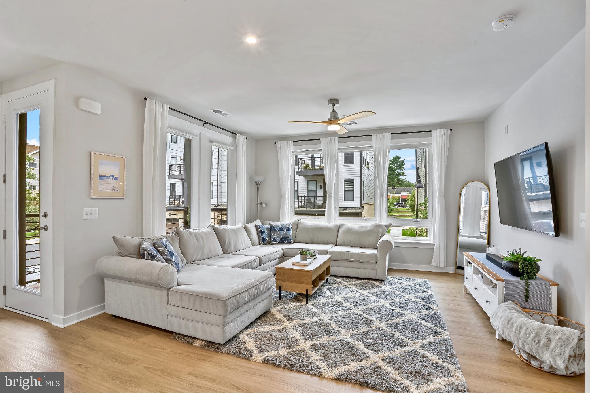 1675 BANDIT LOOP 201B