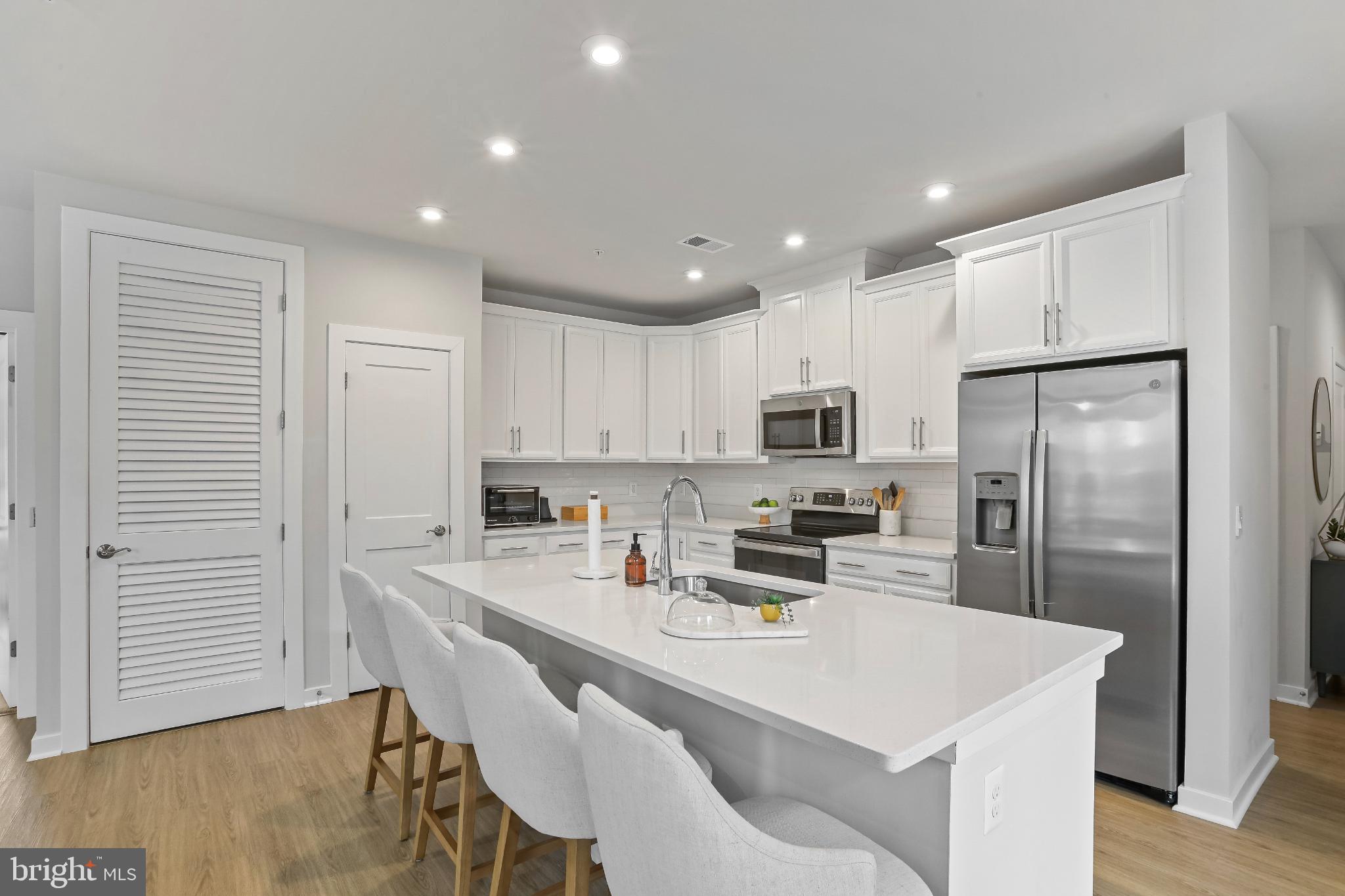 1675 BANDIT LOOP 201B