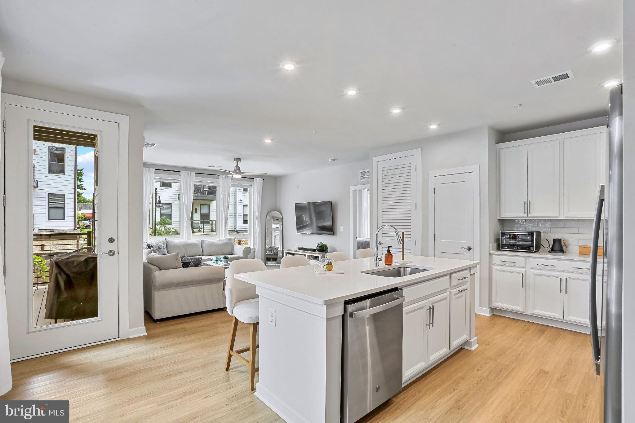 1675 BANDIT LOOP 201B