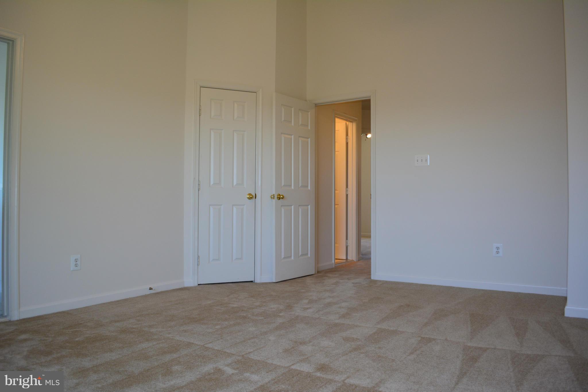 2518 JAMES MAURY DR