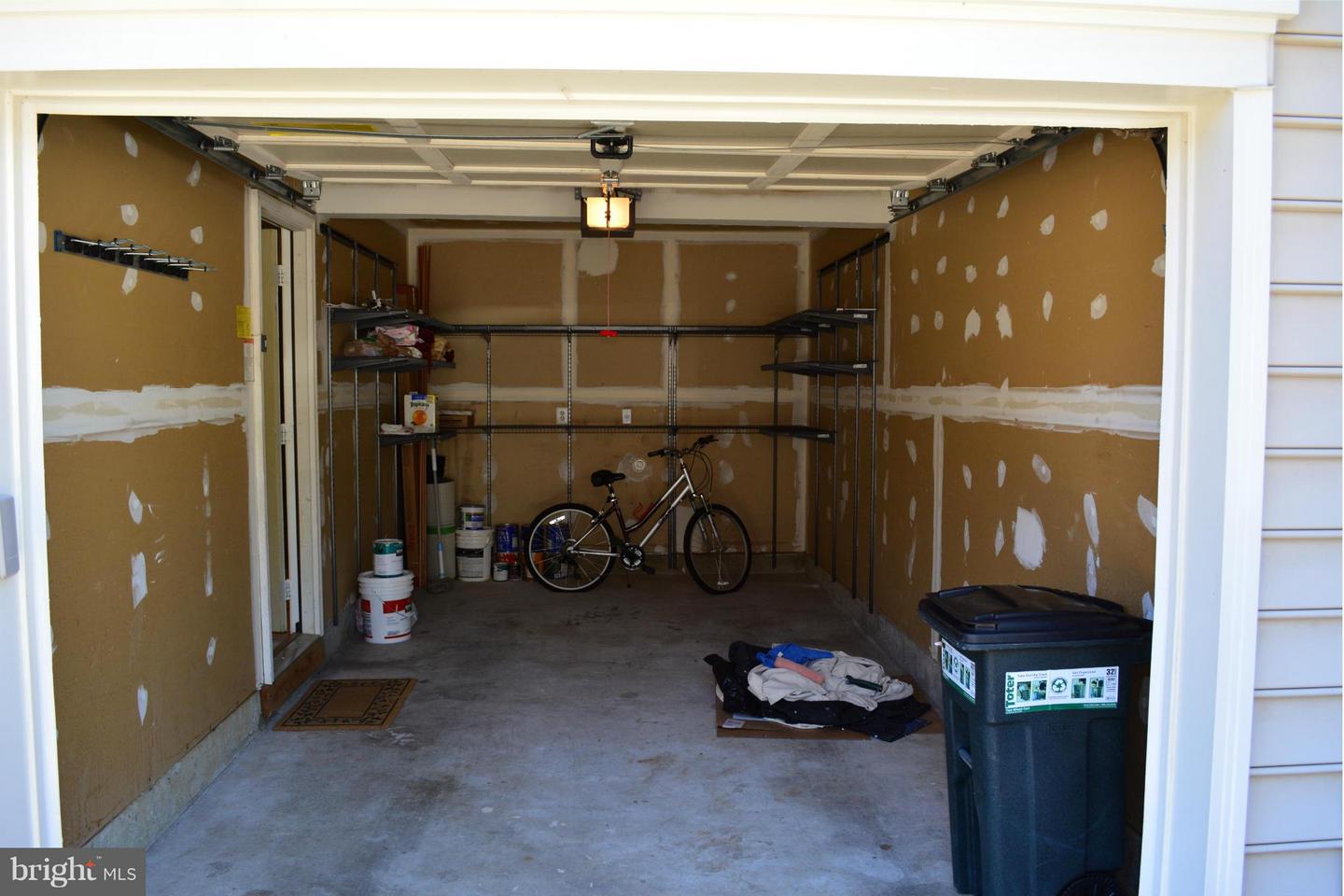 2518 JAMES MAURY DR