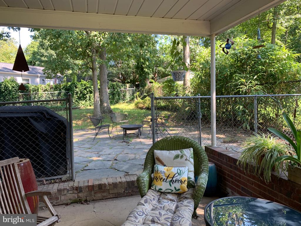 3137 CRESWELL DR