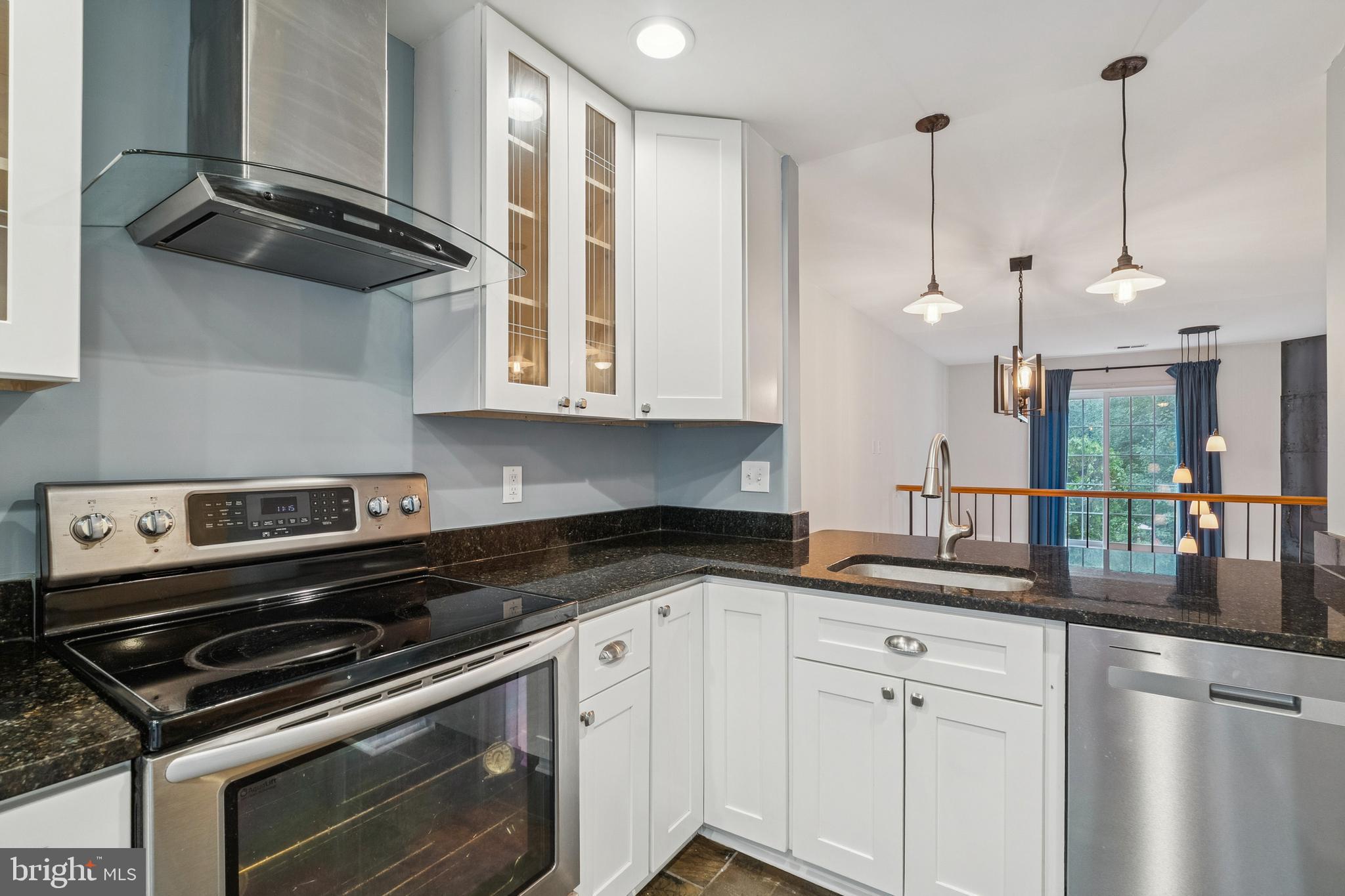 8482 Springfield Oaks Dr