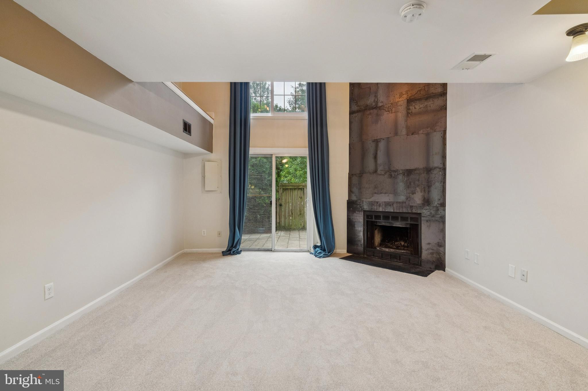 8482 Springfield Oaks Dr