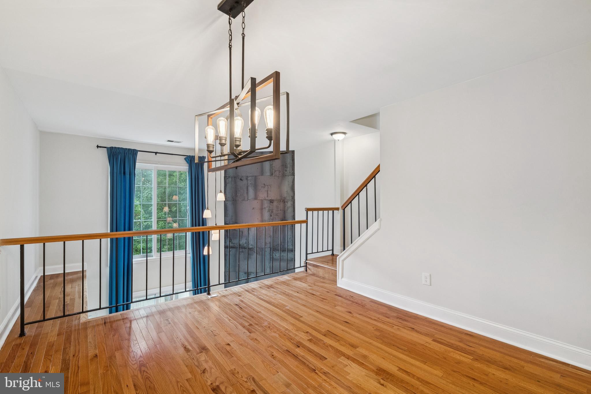 8482 Springfield Oaks Dr