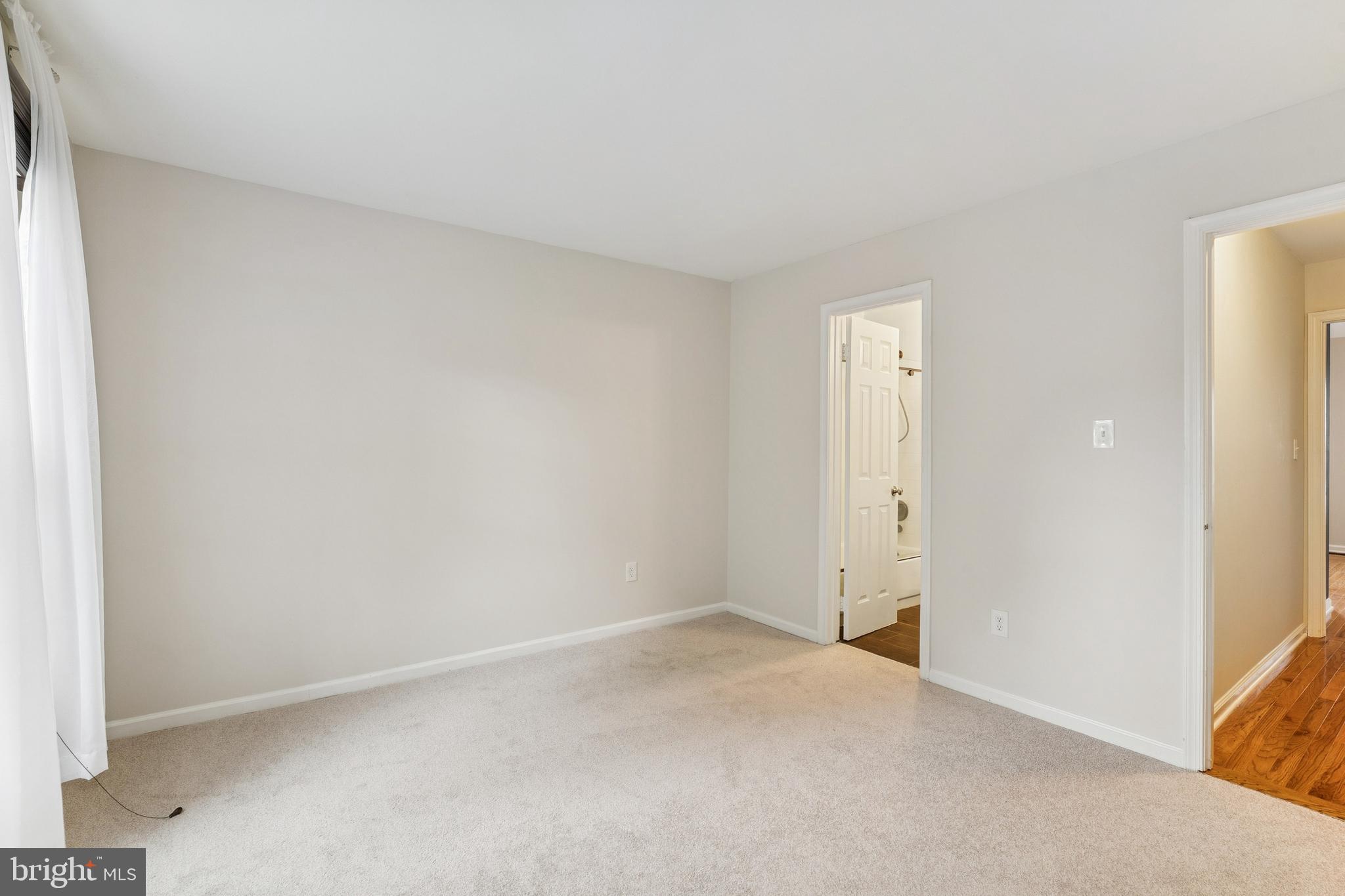 8482 Springfield Oaks Dr