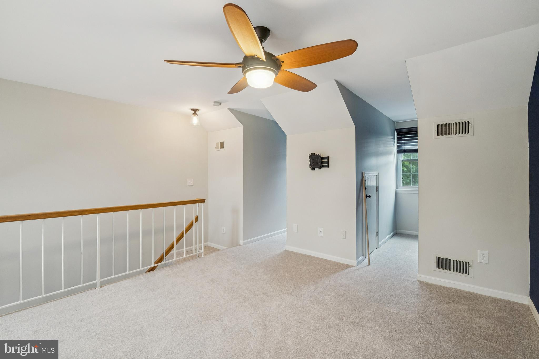 8482 Springfield Oaks Dr