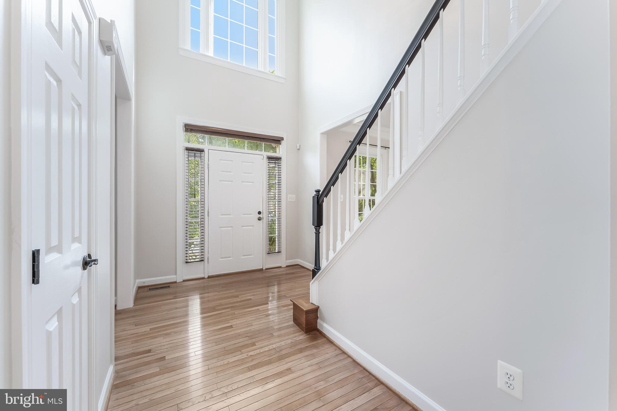 5274 TRACTOR LANE