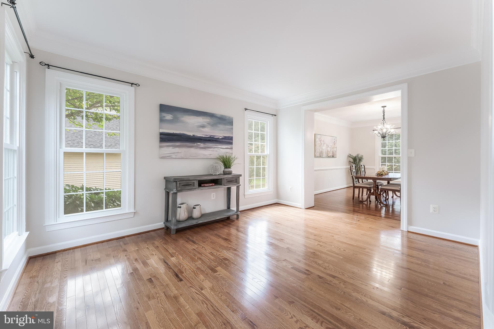 5274 TRACTOR LANE