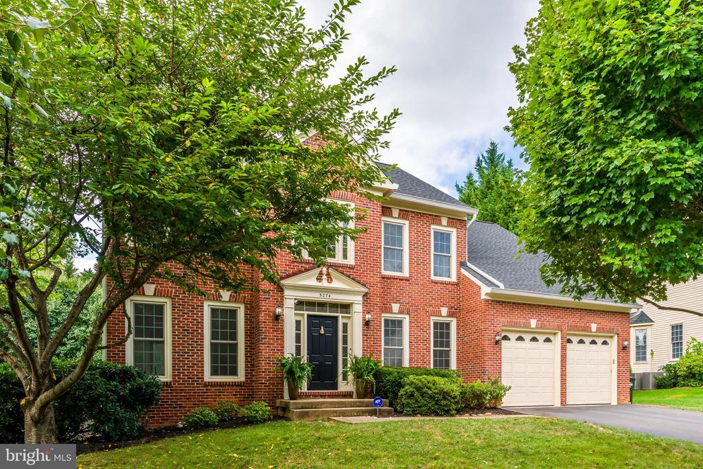 5274 TRACTOR LANE