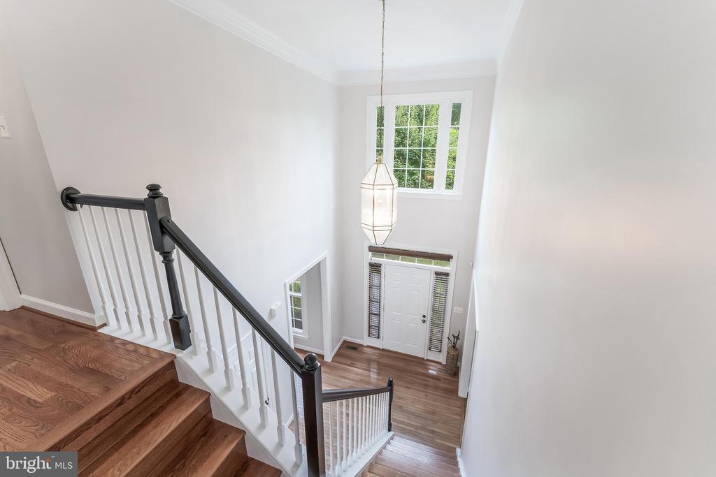 5274 TRACTOR LANE