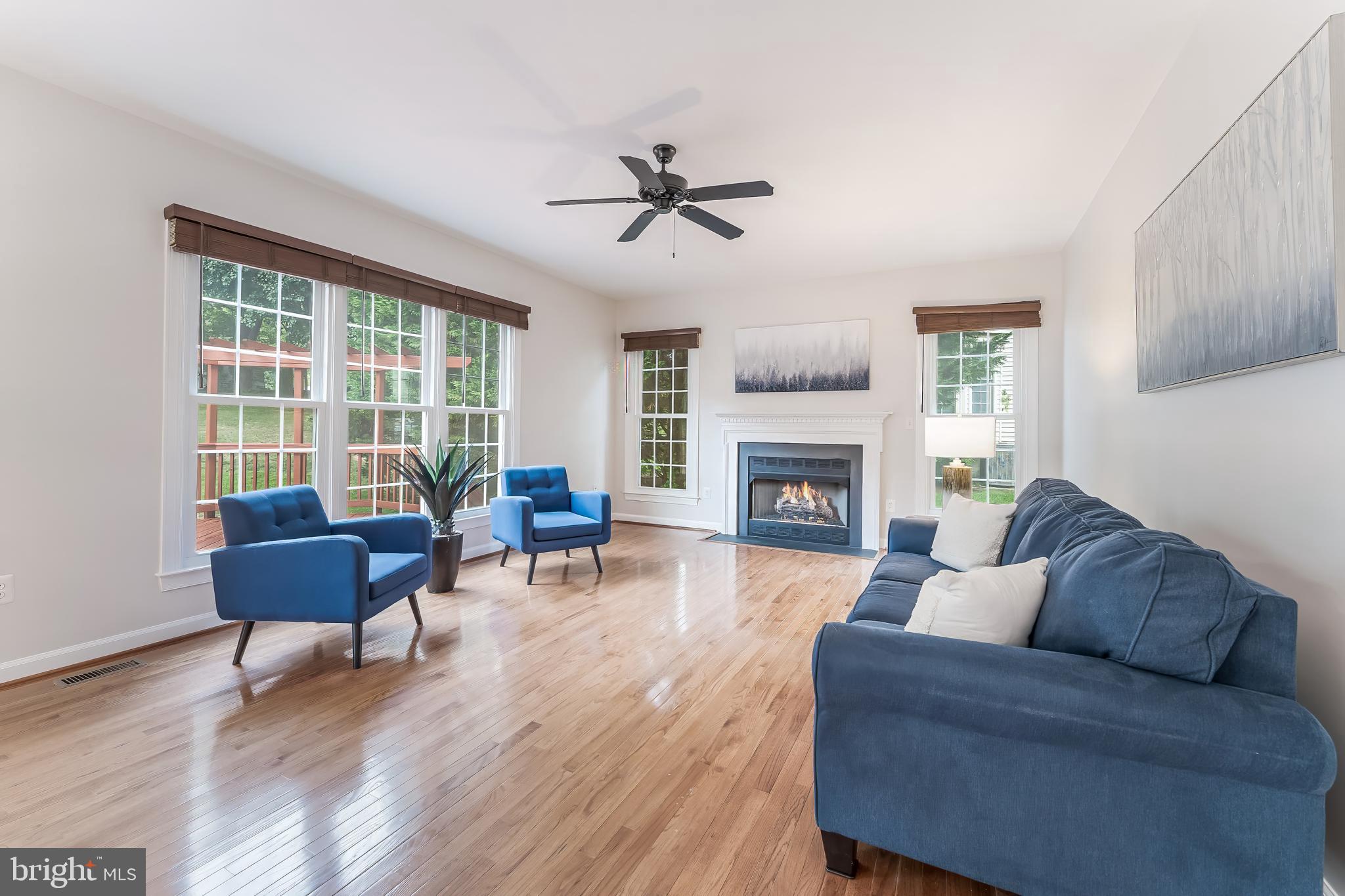 5274 TRACTOR LANE