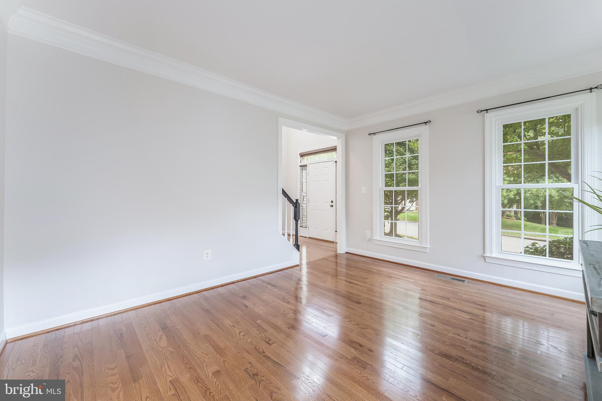 5274 TRACTOR LANE