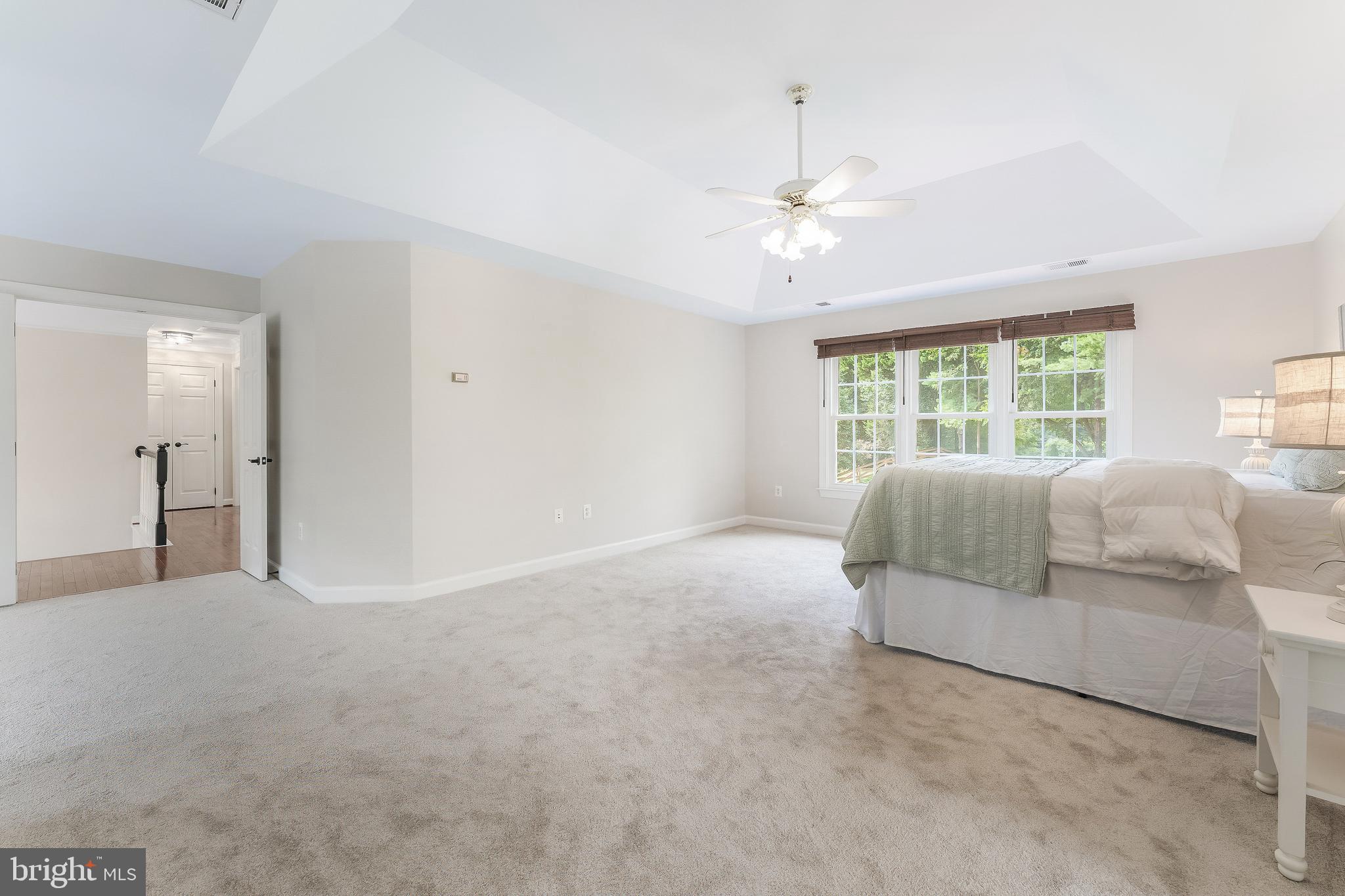 5274 TRACTOR LANE
