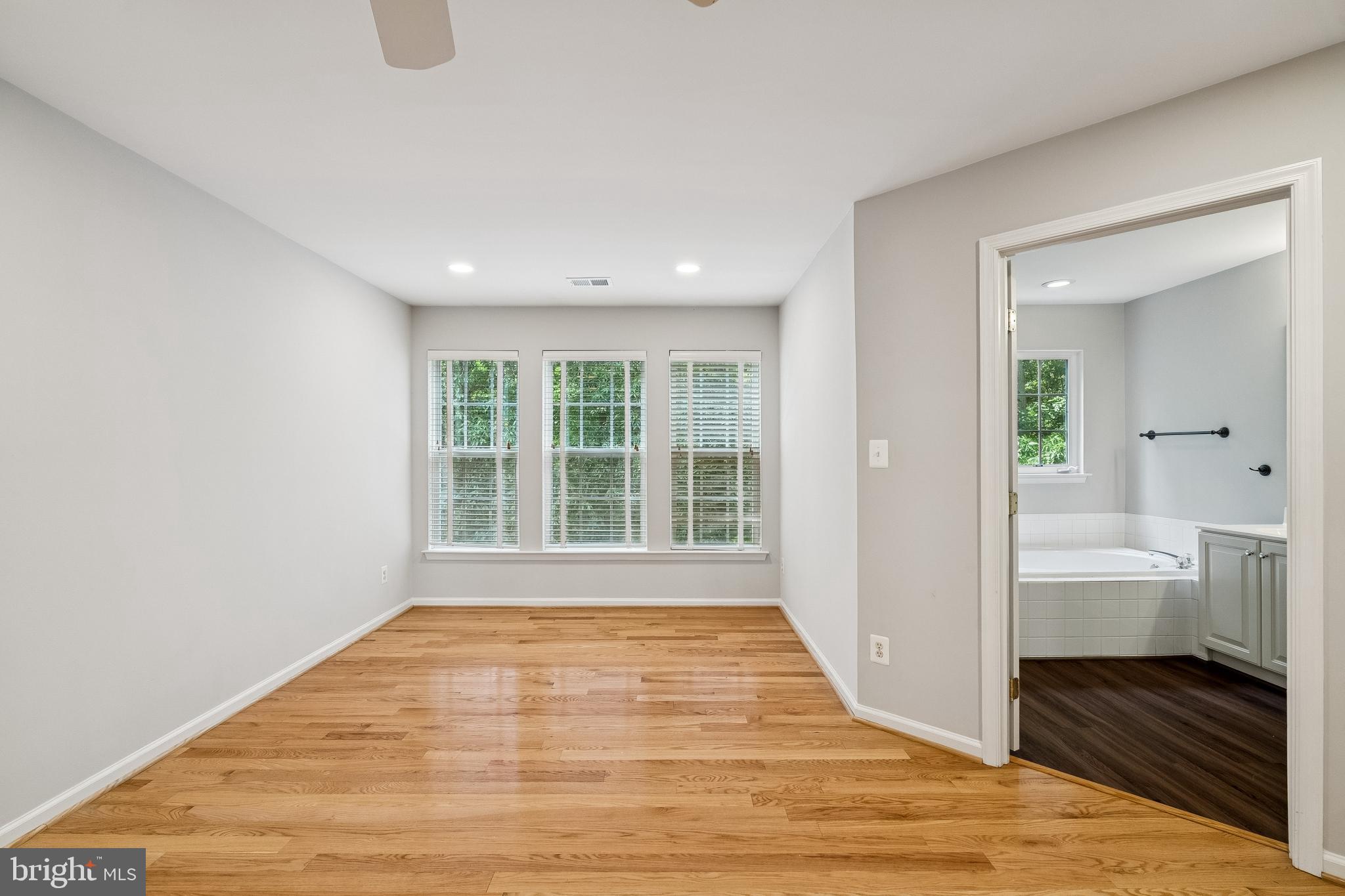 13683 Saint Johns Wood Pl