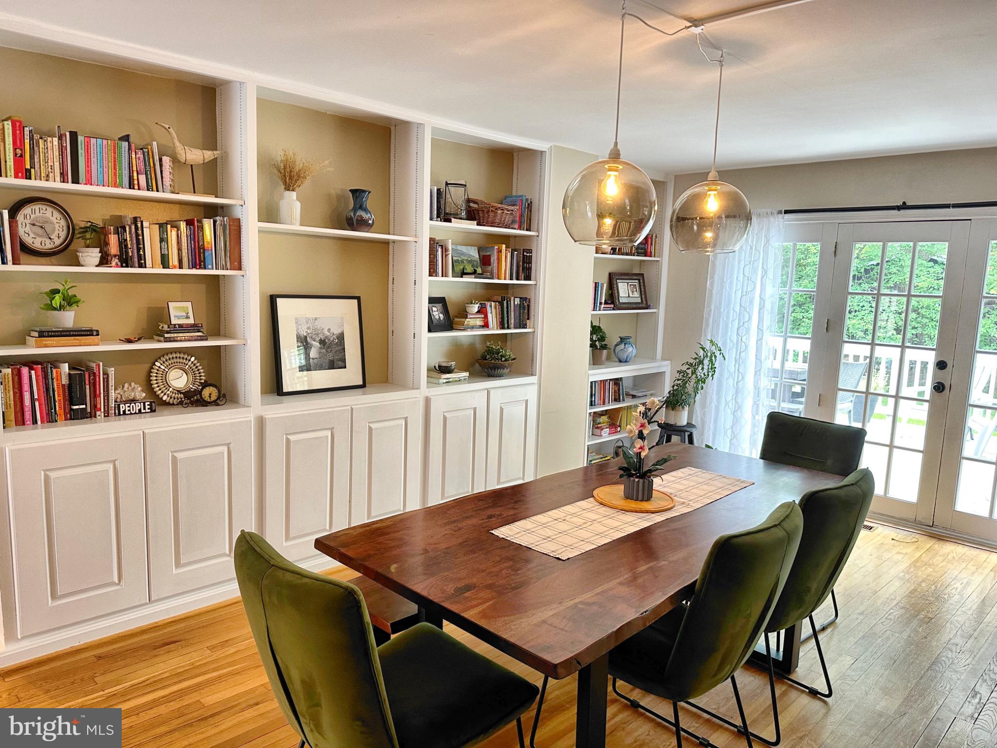 422 OLD COURTHOUSE ROAD NE