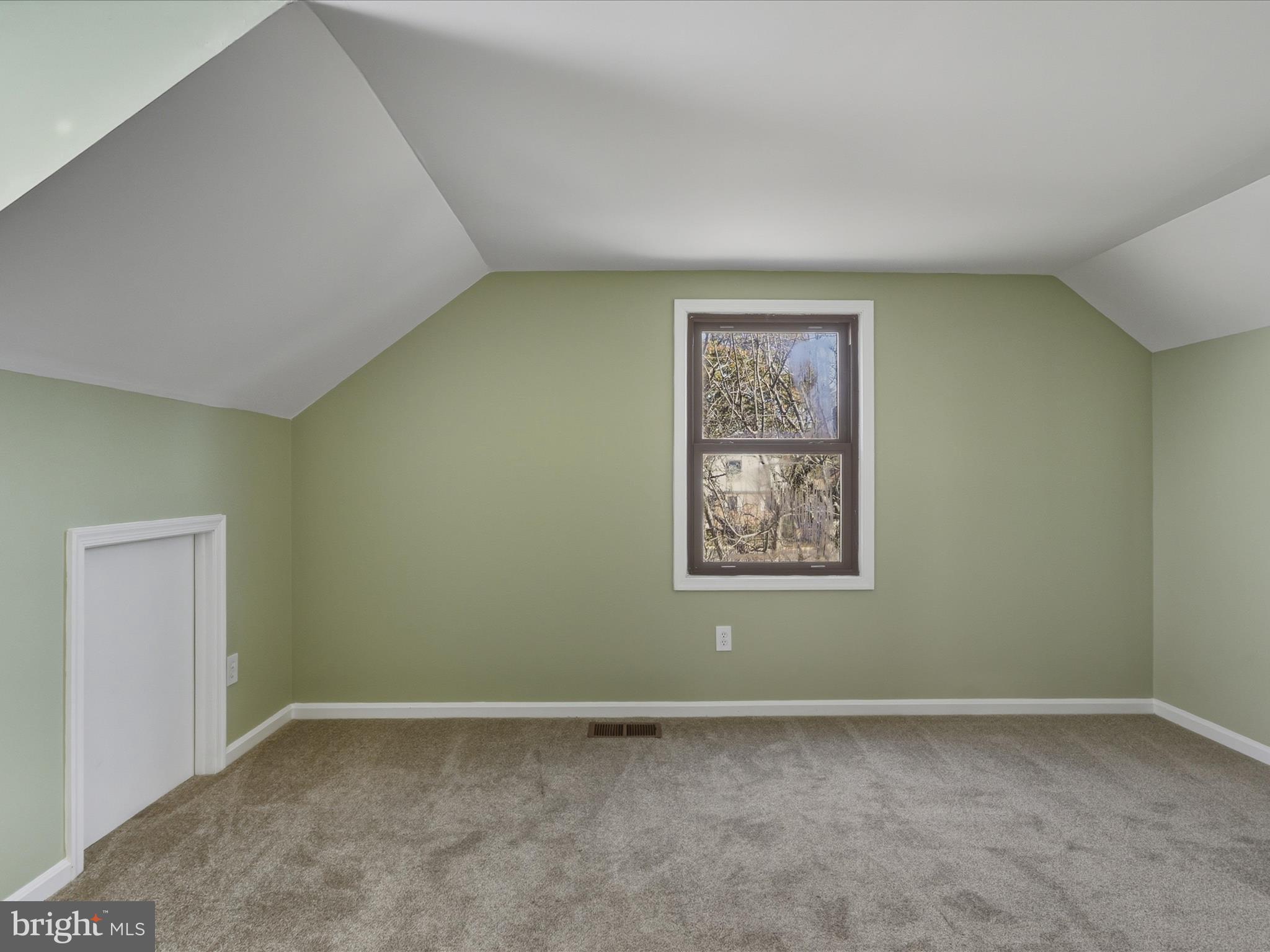 9816 PEBBLE WEIGH COURT