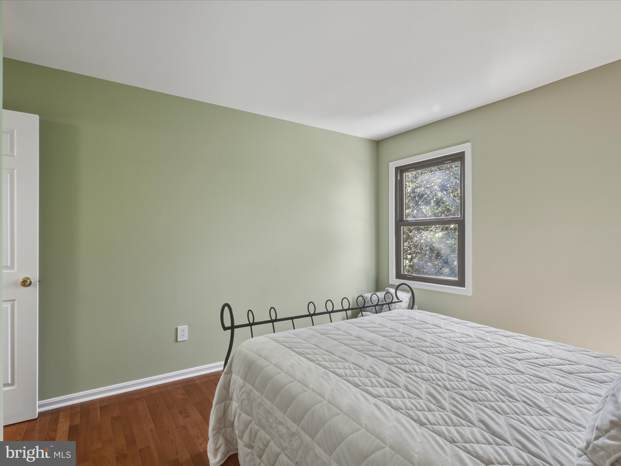 9816 PEBBLE WEIGH COURT