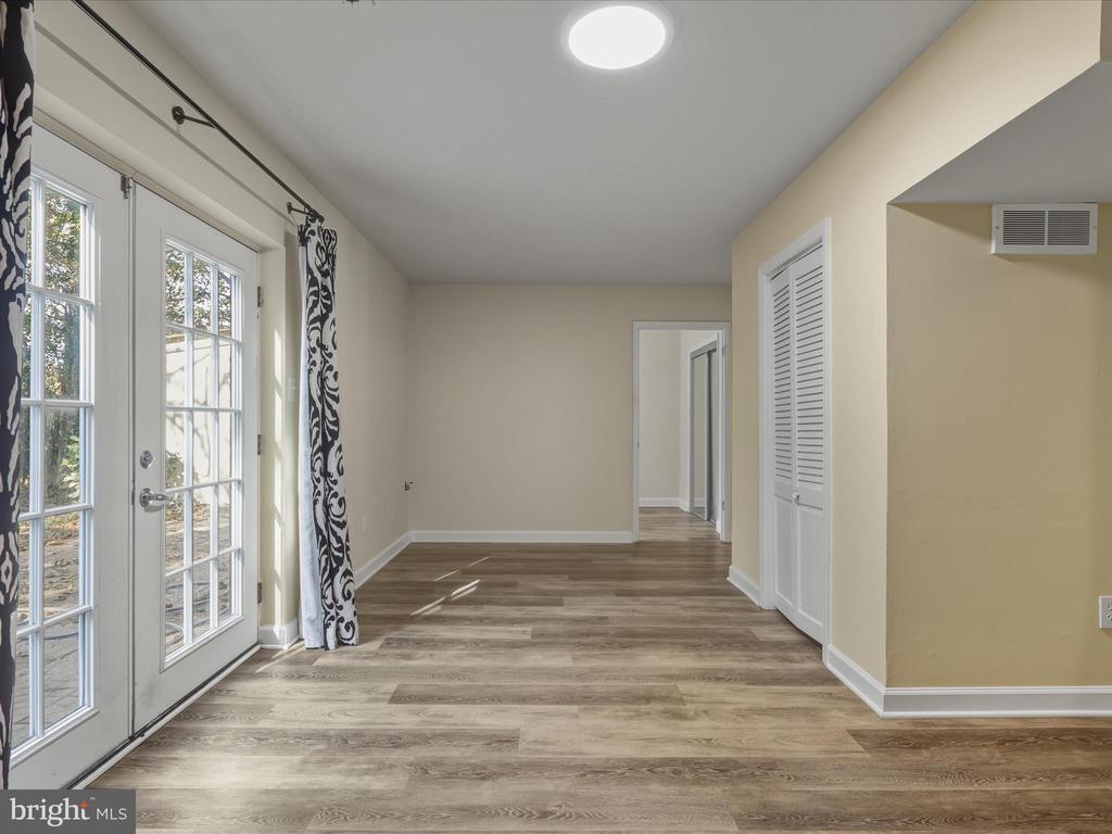 9816 PEBBLE WEIGH COURT