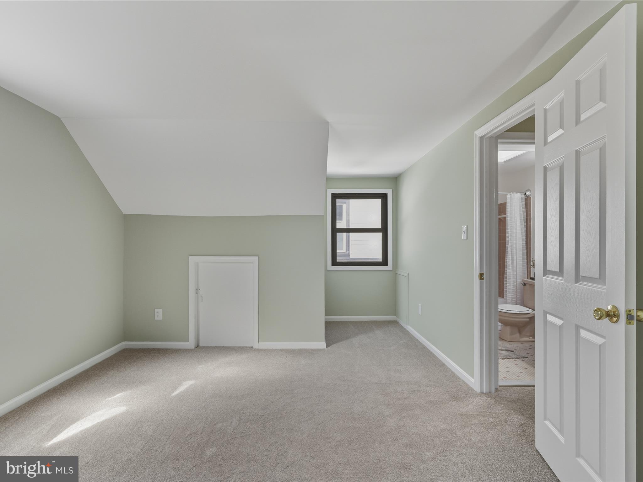 9816 PEBBLE WEIGH COURT