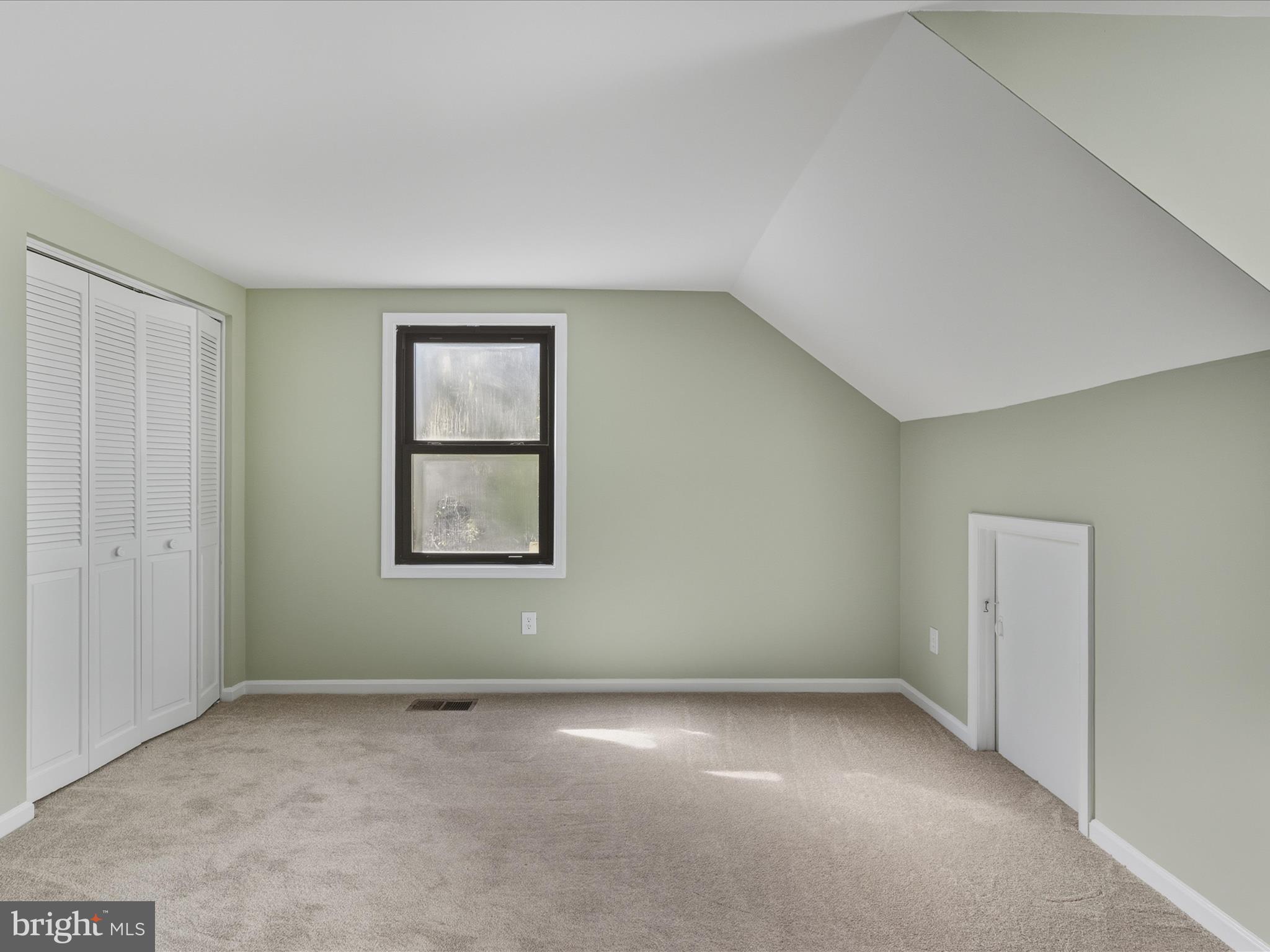 9816 PEBBLE WEIGH COURT