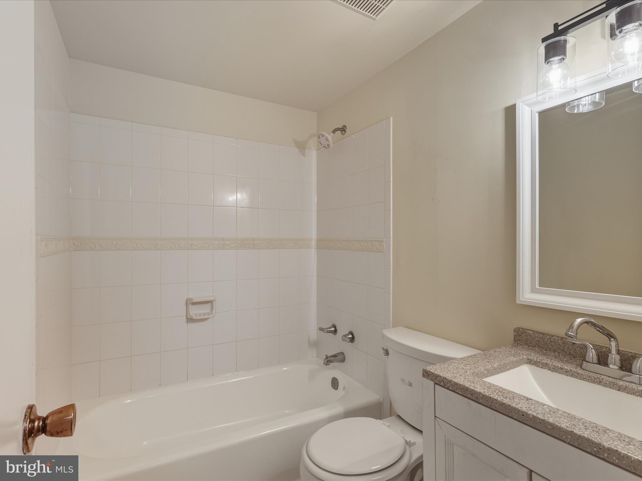 9816 PEBBLE WEIGH COURT