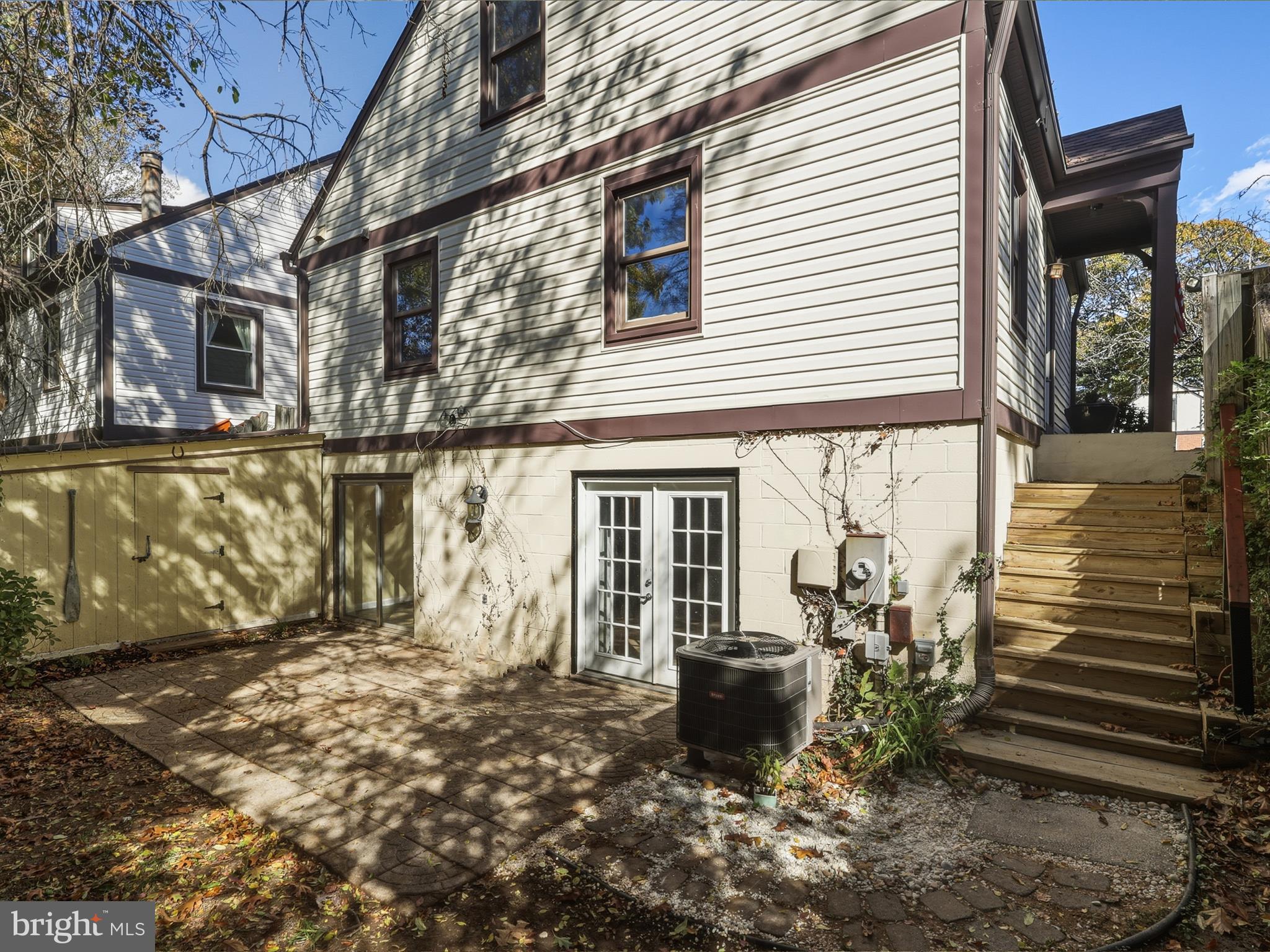 9816 PEBBLE WEIGH COURT