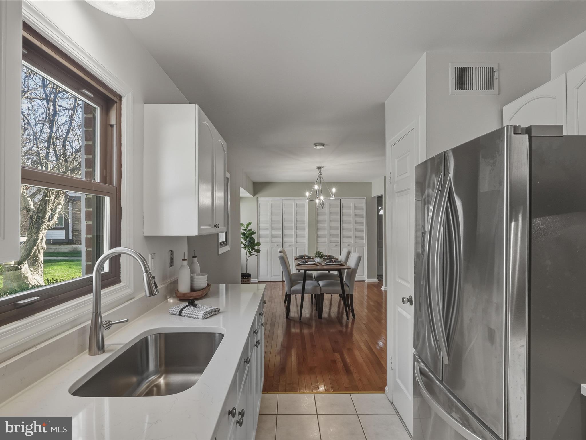 9816 PEBBLE WEIGH COURT