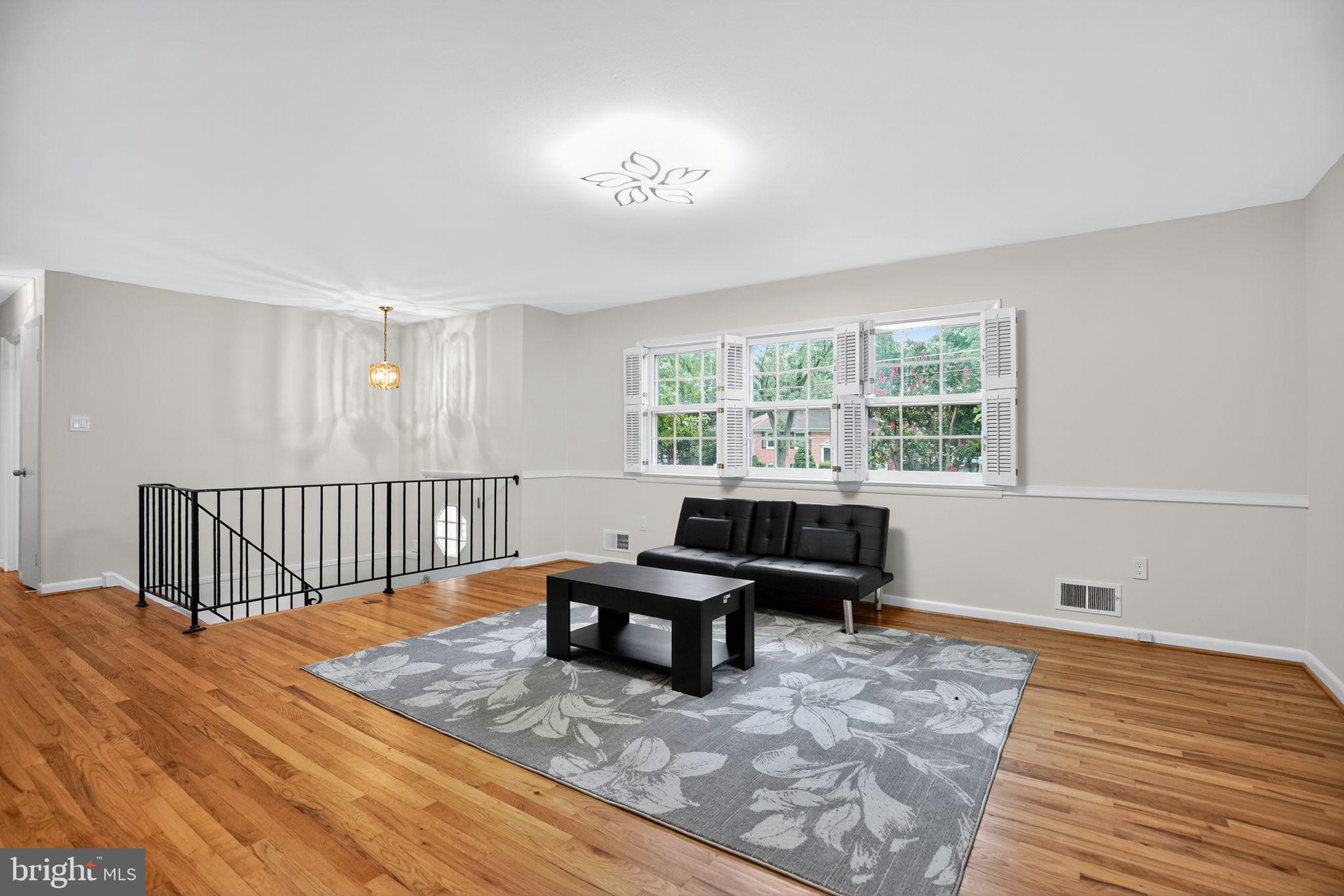 1704 COOL SPRING DRIVE