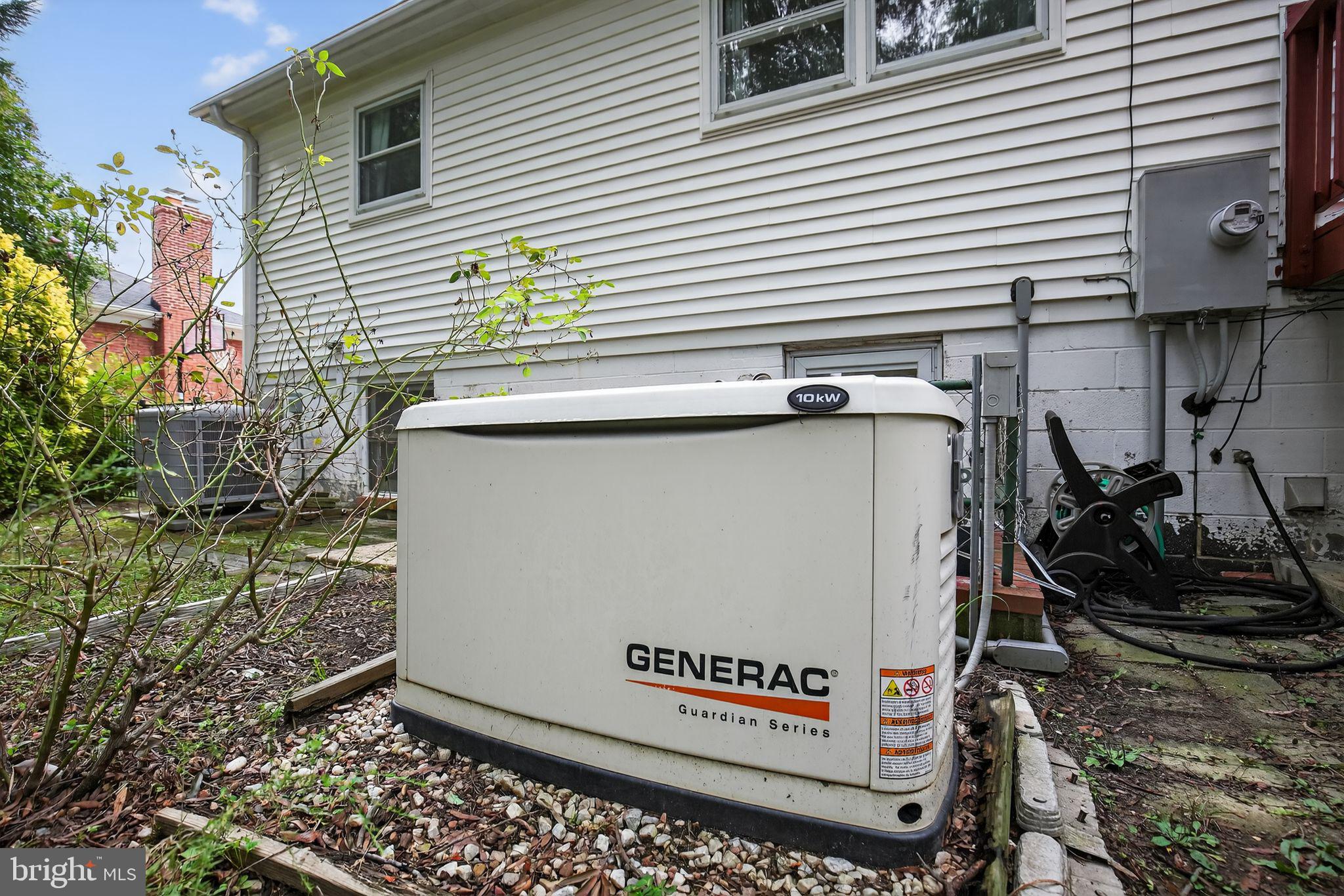 1704 COOL SPRING DRIVE