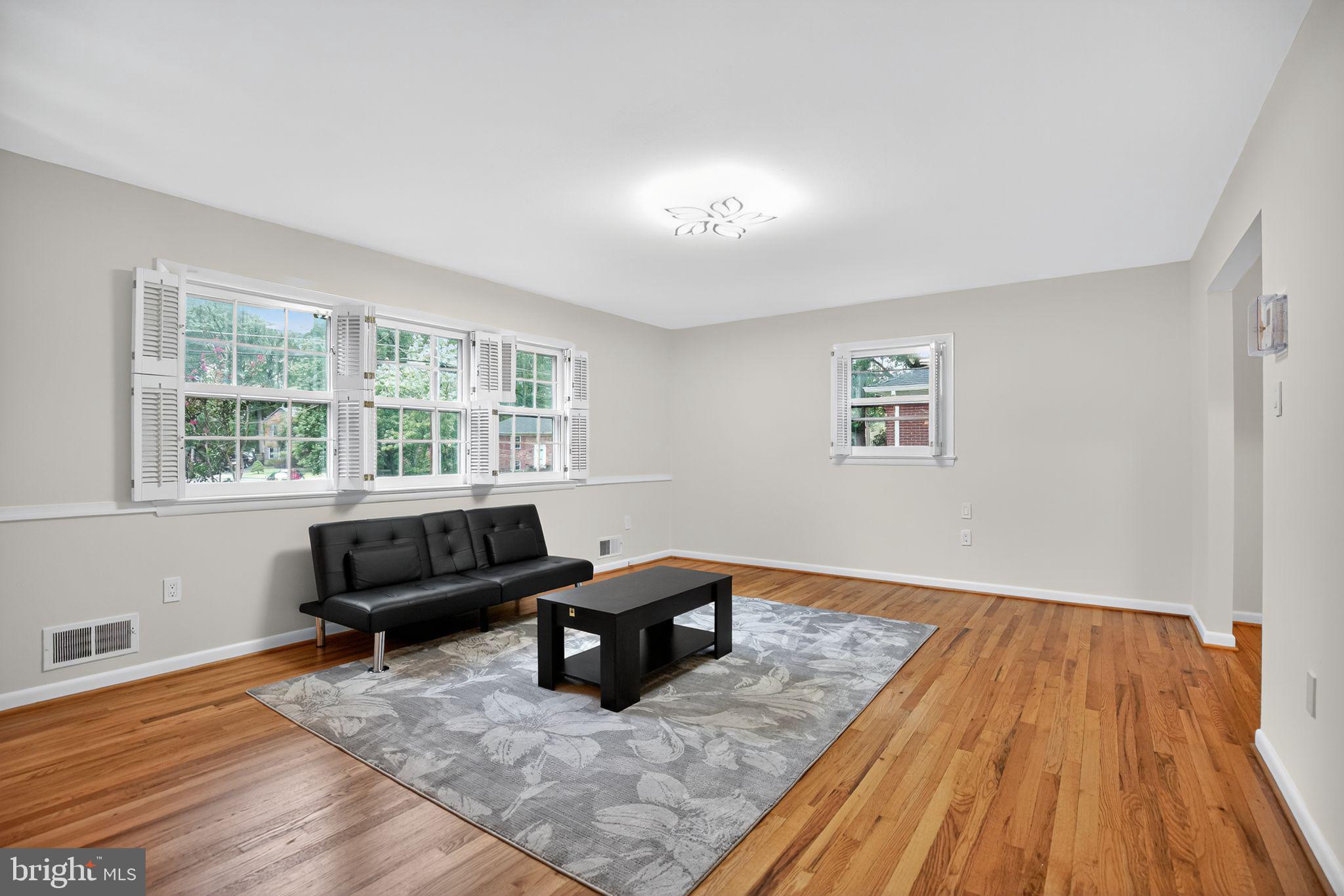 1704 COOL SPRING DRIVE