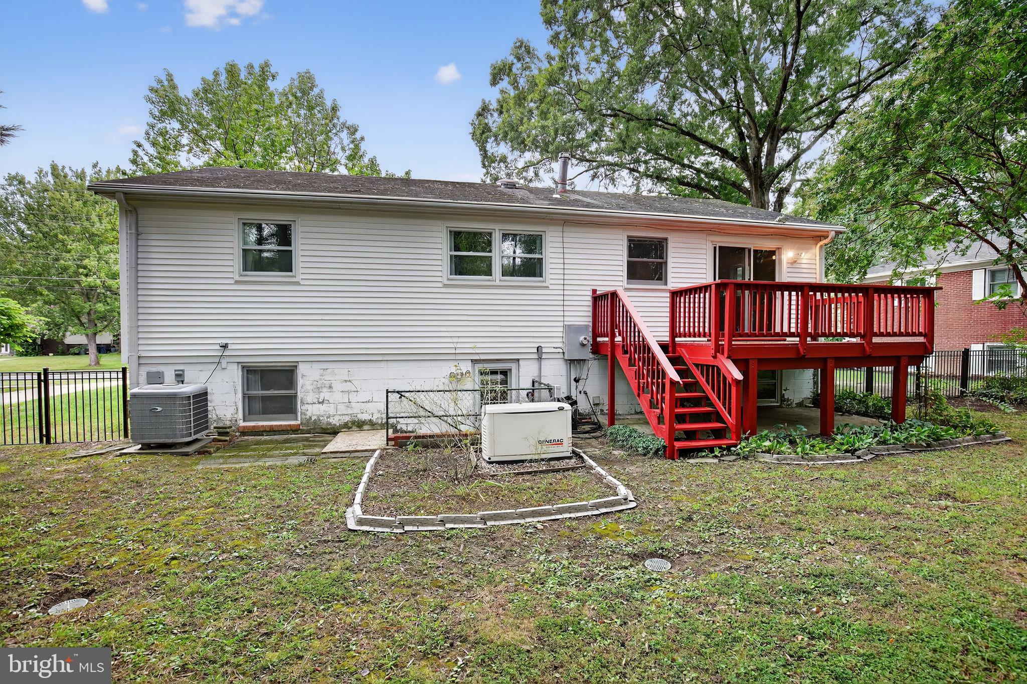 1704 COOL SPRING DRIVE