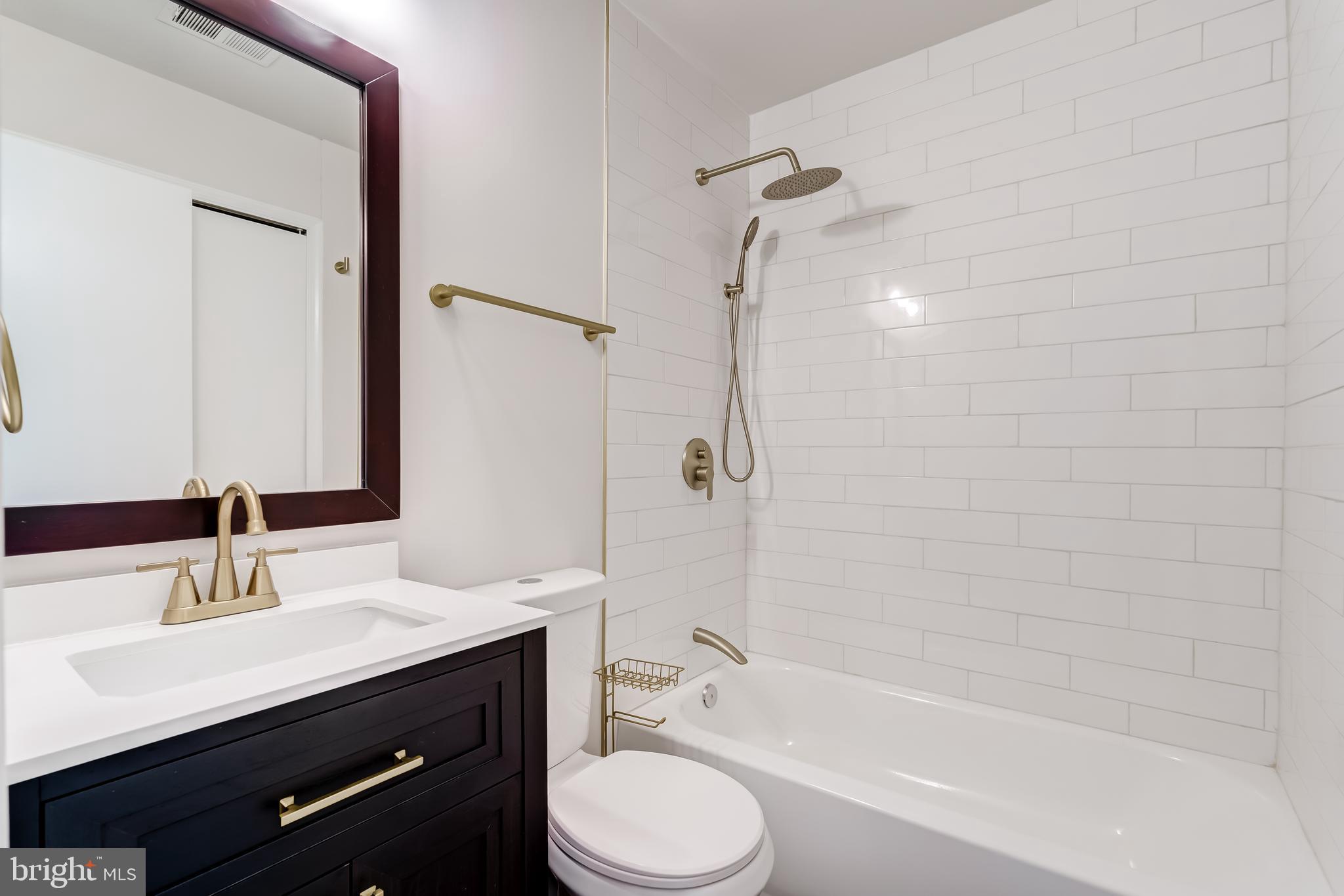 5408 BROMYARD COURT