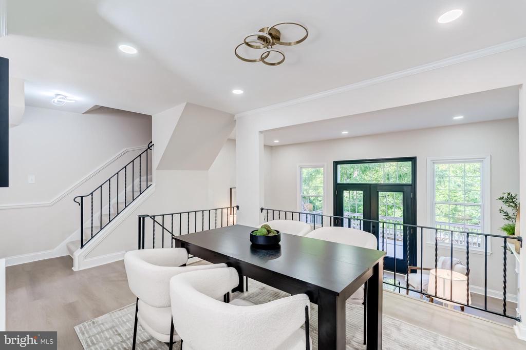 5408 BROMYARD COURT