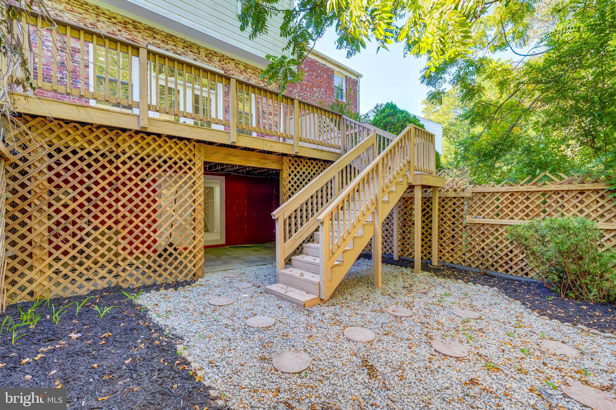 5408 BROMYARD COURT